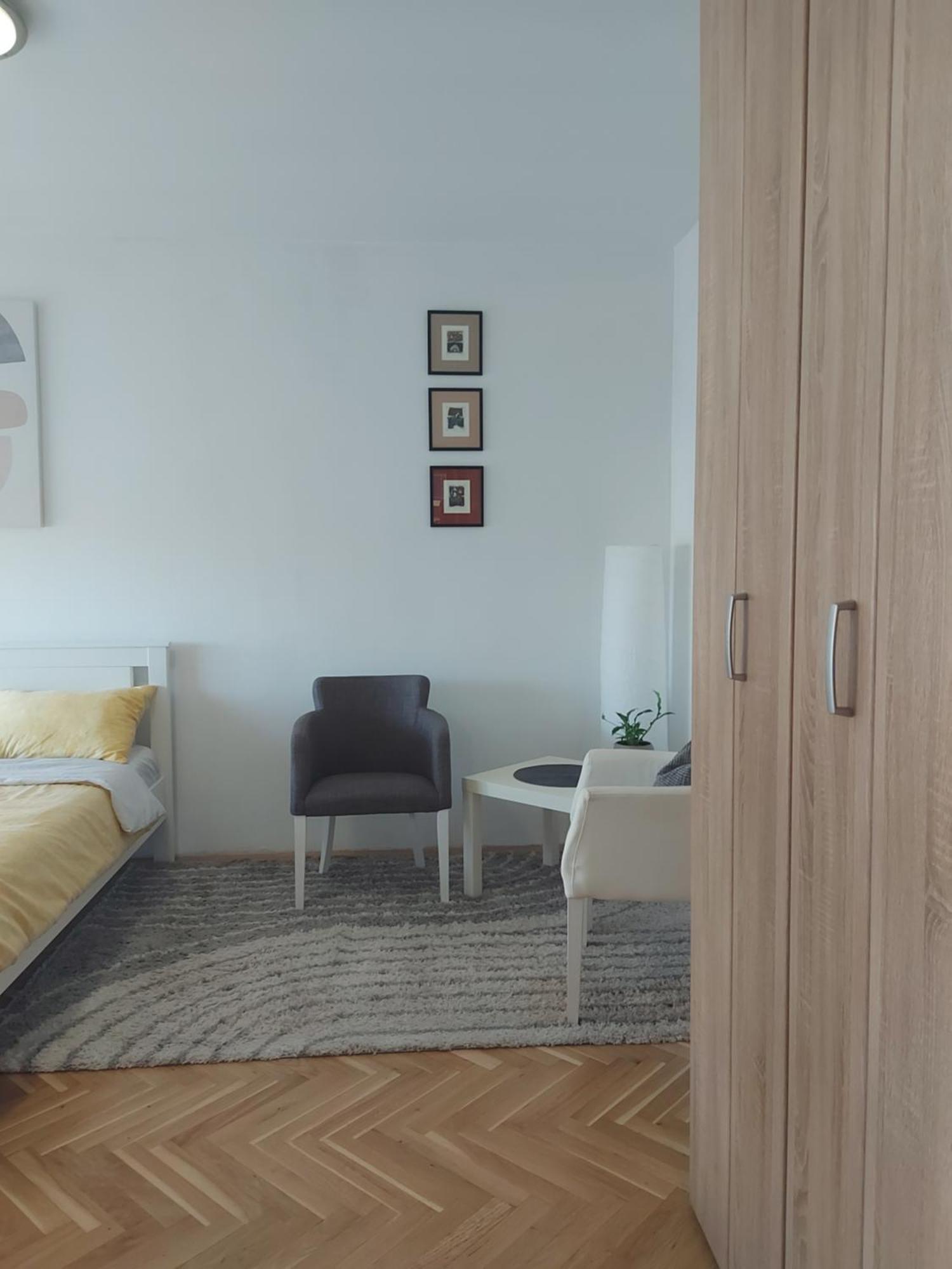 Apartment Nikola Ns2 *